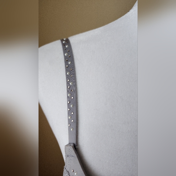 Victoria secret dream angel push up bra size 32D prettt sexy glam crystals grey - Picture 2 of 6